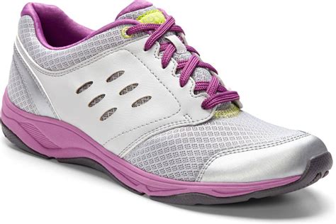 where are vionic shoes made